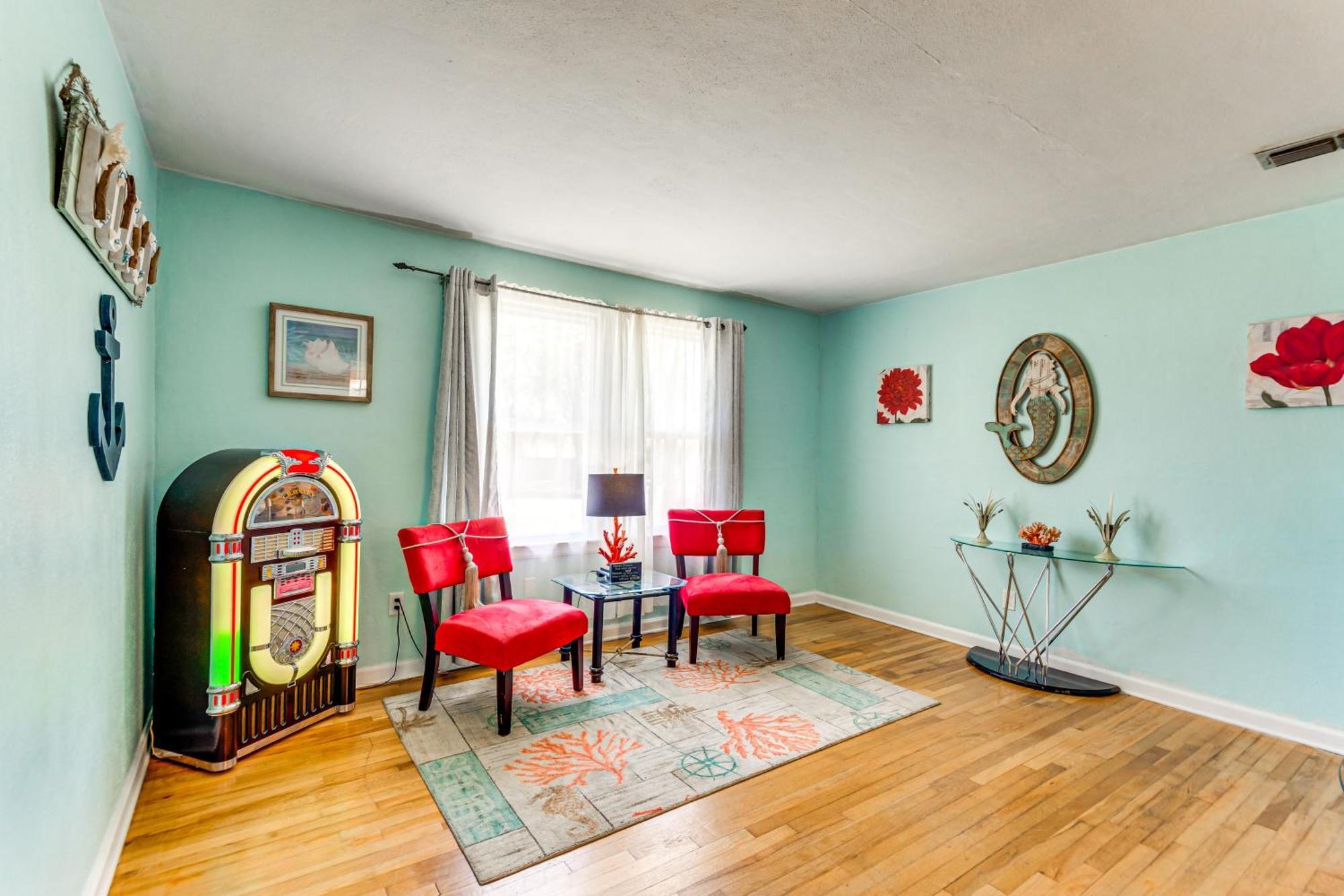 Fort Walton Coastal Retreat With Yard Walk To Beach Форт Уолтон Бич Экстерьер фото
